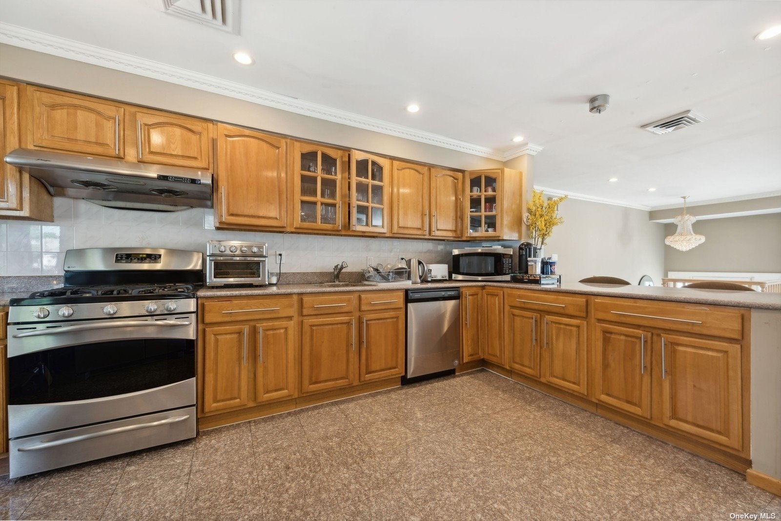 758 Turf Road, North Woodmere, New York image 14