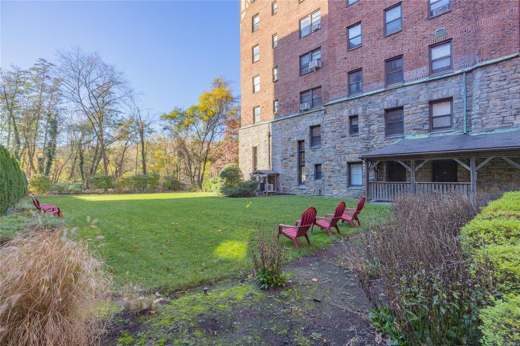 68 Hartsdale Avenue #4K, Hartsdale, New York image 6