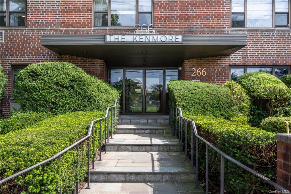 266 Pelham Road #3F, New Rochelle, New York image 18