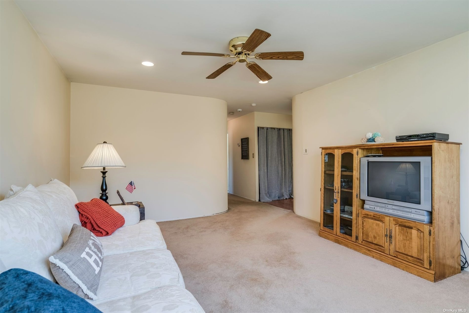 Photo 6 of 25 of 6 Cammann Road house