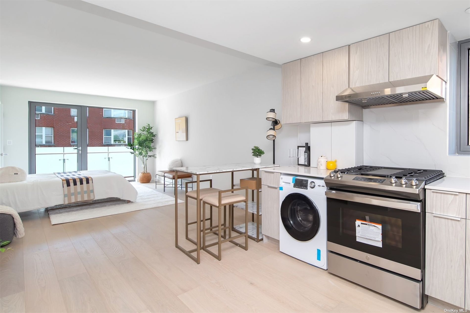 41 Avenue 5H, Flushing, Queens, NY - 1 Bathrooms - 