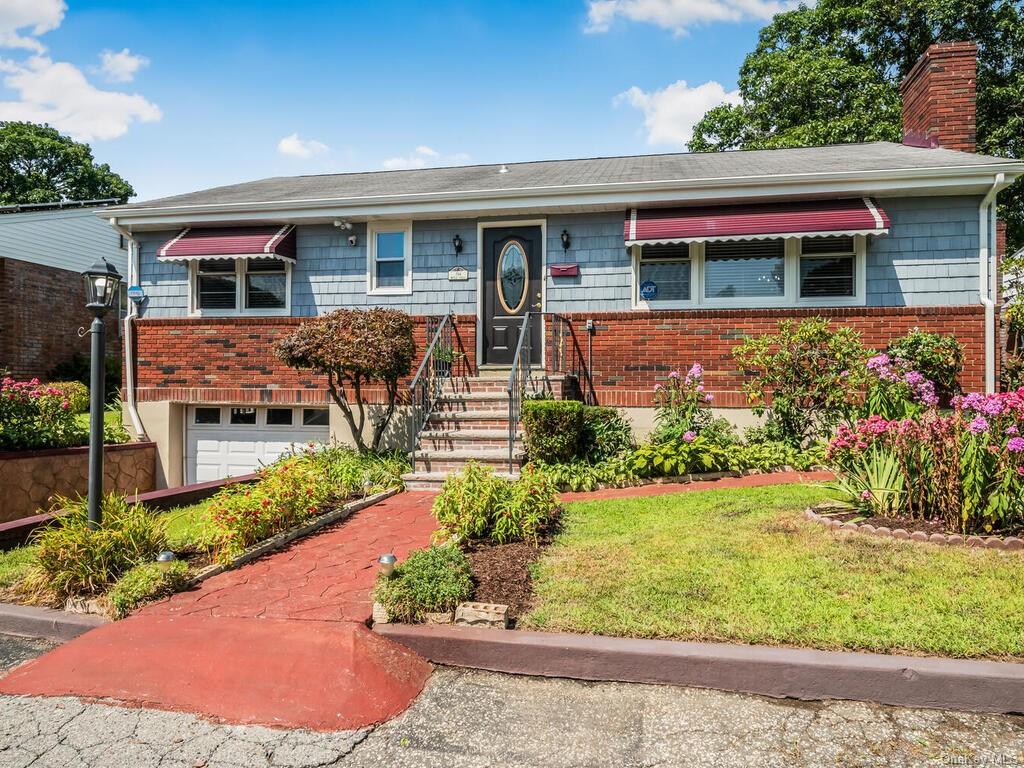 Photo 1 of 194 Park Hill Avenue, Yonkers, New York, $679,000, Web #: 6321901