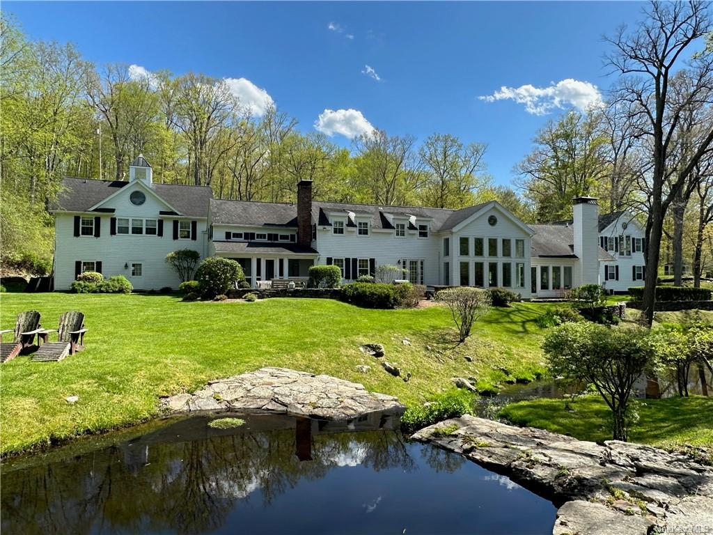 Property for Sale at 259 Woodstock Road, Millbrook, New York - Bedrooms: 6 
Bathrooms: 8 
Rooms: 16  - $4,450,000