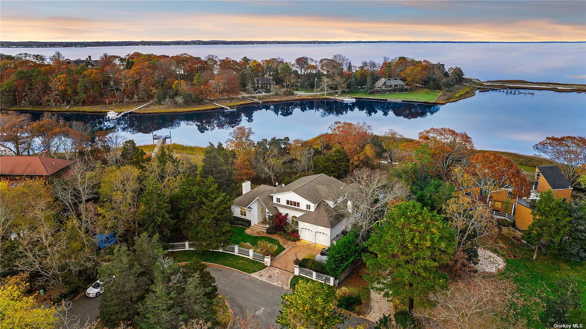 Property for Sale at 16 Duckwood Lane, Hampton Bays, Hamptons, NY - Bedrooms: 6 
Bathrooms: 6  - $3,795,000