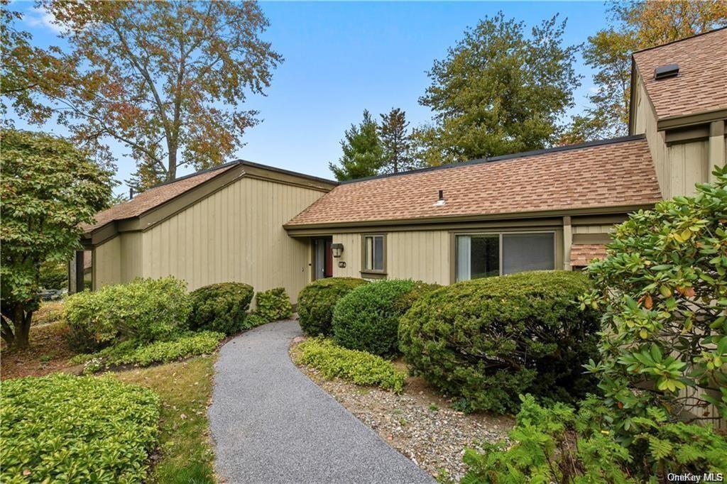 Rental Property at 197 Heritage Hills A, Somers, New York - Bedrooms: 3 
Bathrooms: 2 
Rooms: 8  - $4,500 MO.