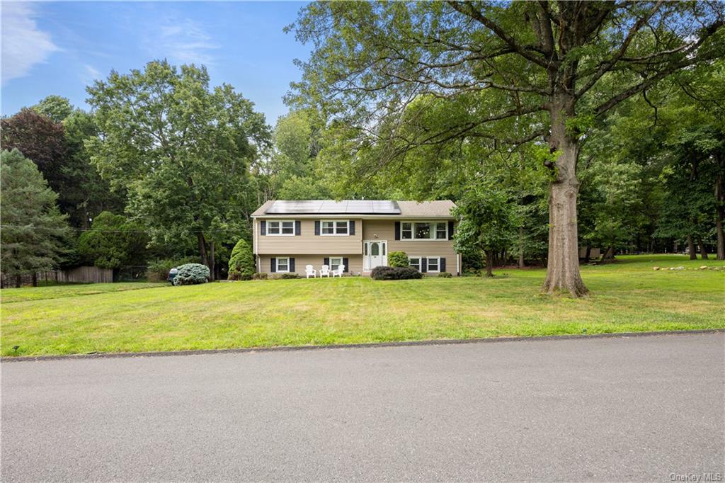 6 Apple Blossom Court, Airmont, New York image 21