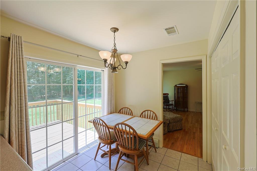 Photo 9 of 24 of 56 Roe Road house