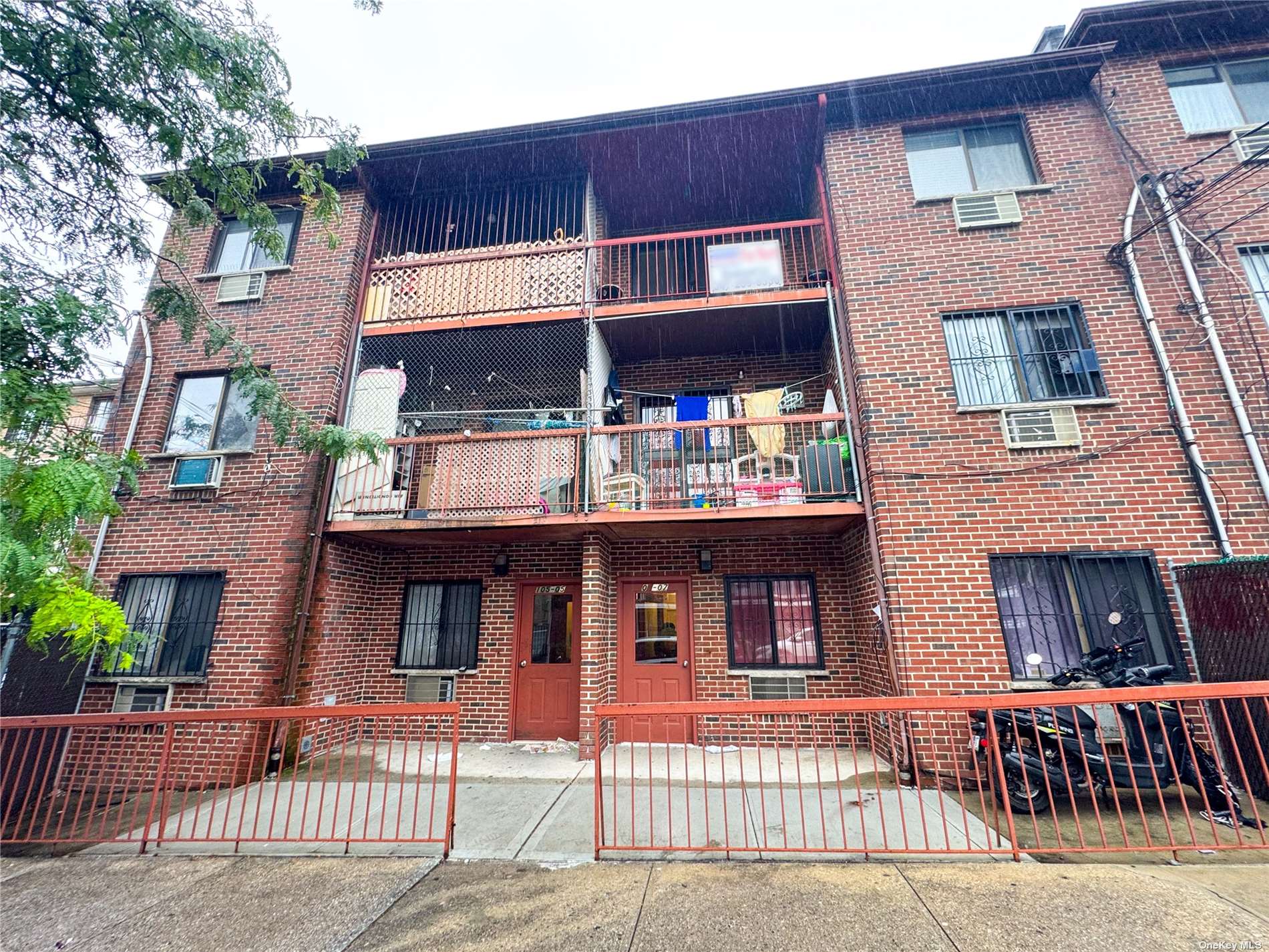 10507 Otis Avenue 1B, Corona, Queens, NY - 1 Bedrooms  
1 Bathrooms  
3 Rooms - 