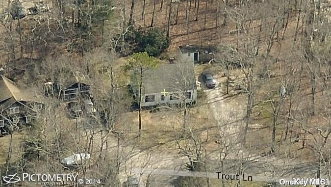 14 Trout Lane, Southampton, New York image 17