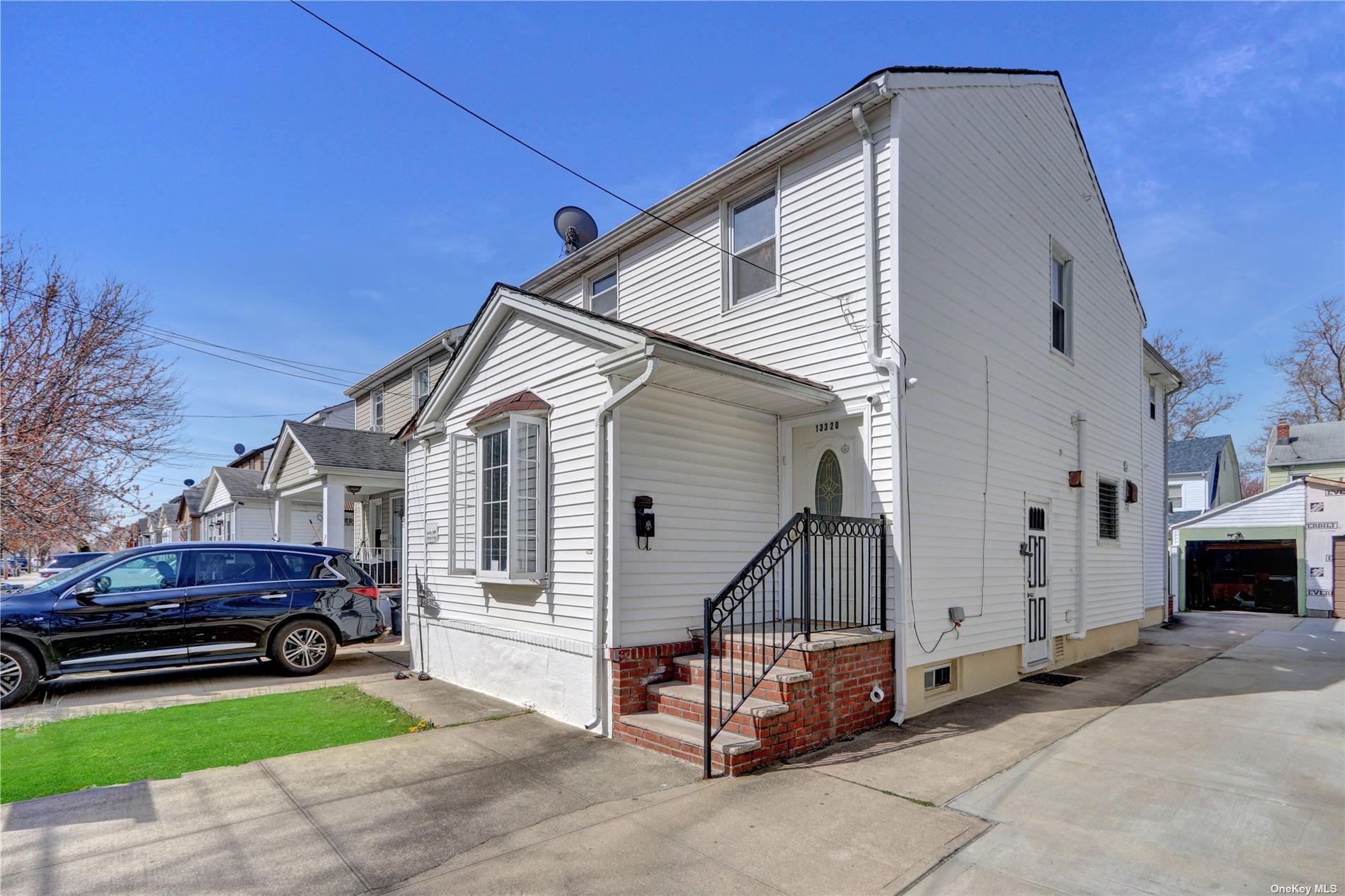 13320 118th Street, South Ozone Park, Queens, NY - 5 Bedrooms  
4 Bathrooms  
9 Rooms - 