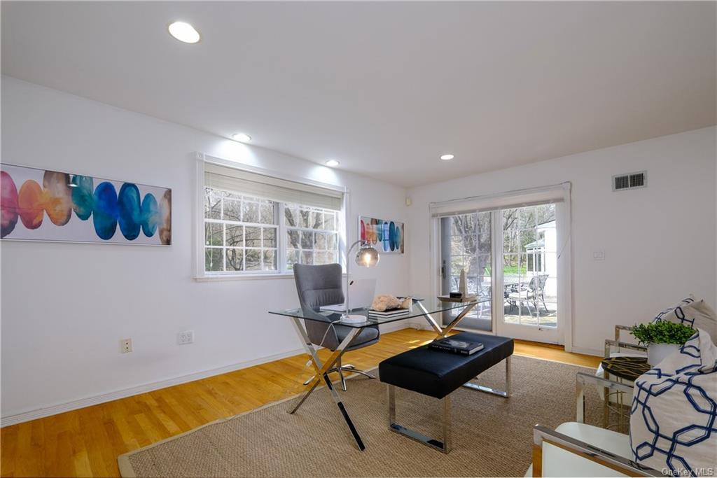 Photo 10 of 36 of 23 Leatherstocking Lane house