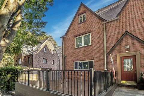 Multifamily For Sale - 242-16 Pine Street<br/> Douglaston, NY 11363