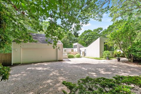 2 Old Orchard Lane East Hampton NY 11937