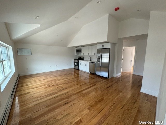 Rental Property at 156 Beach 26th Street, Far Rockaway, Queens, NY - Bedrooms: 3 
Bathrooms: 1 
Rooms: 7  - $3,084 MO.