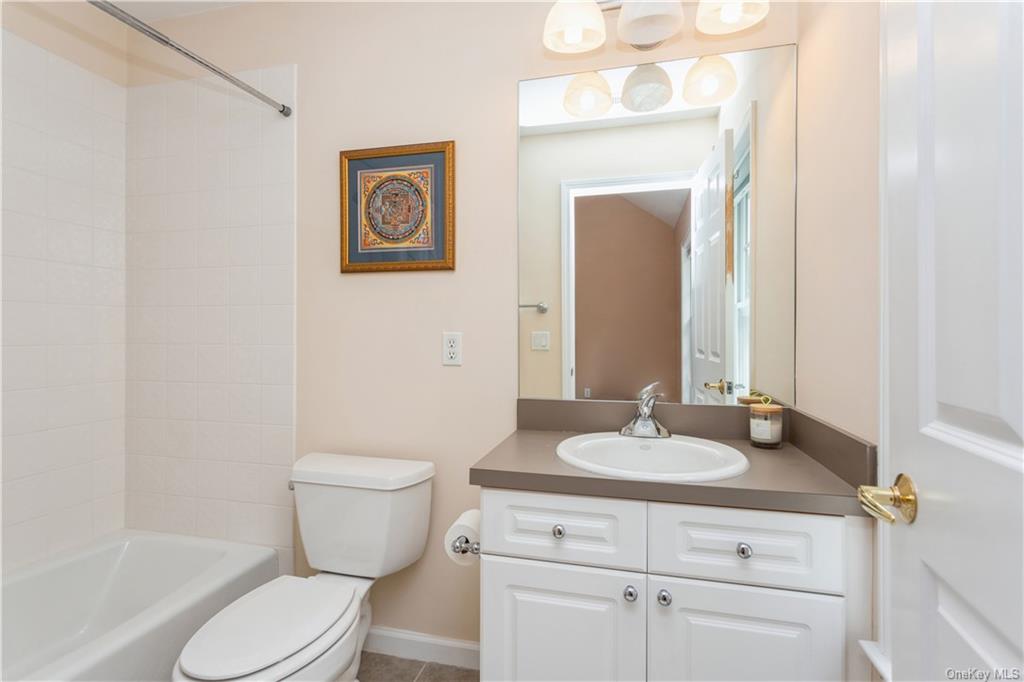 Photo 6 of 16 of 37 Faith Lane condo