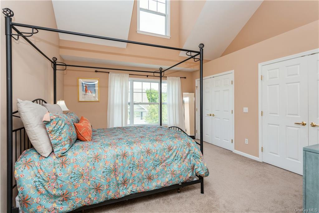 Photo 3 of 16 of 37 Faith Lane condo