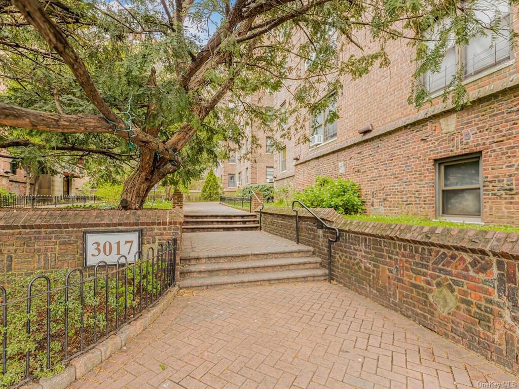 3017 Riverdale Avenue #2E, New York, New York image 16