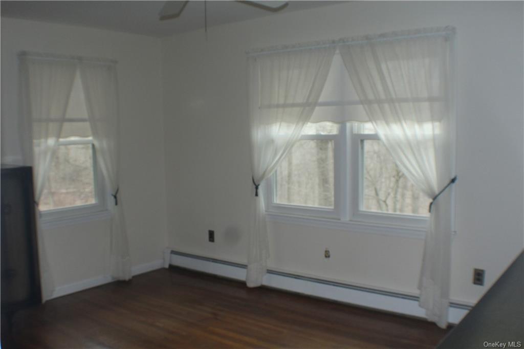 Photo 9 of 20 of 85 Hickory Lane house