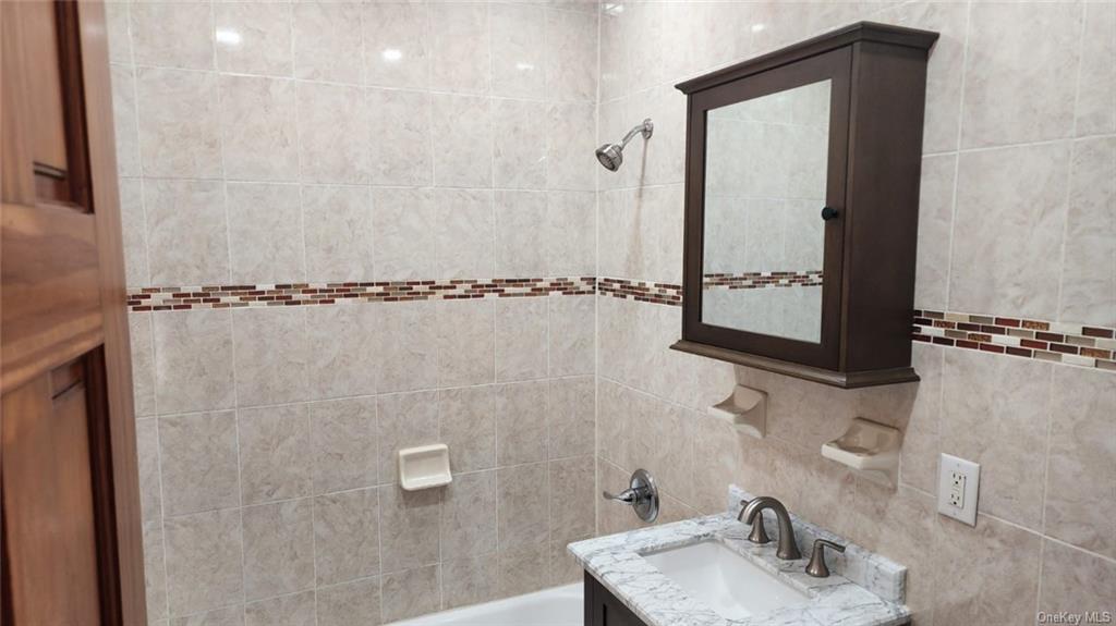 Rental Property at 853 E 226th Street, Bronx, New York - Bedrooms: 2 
Bathrooms: 1 
Rooms: 4  - $2,500 MO.