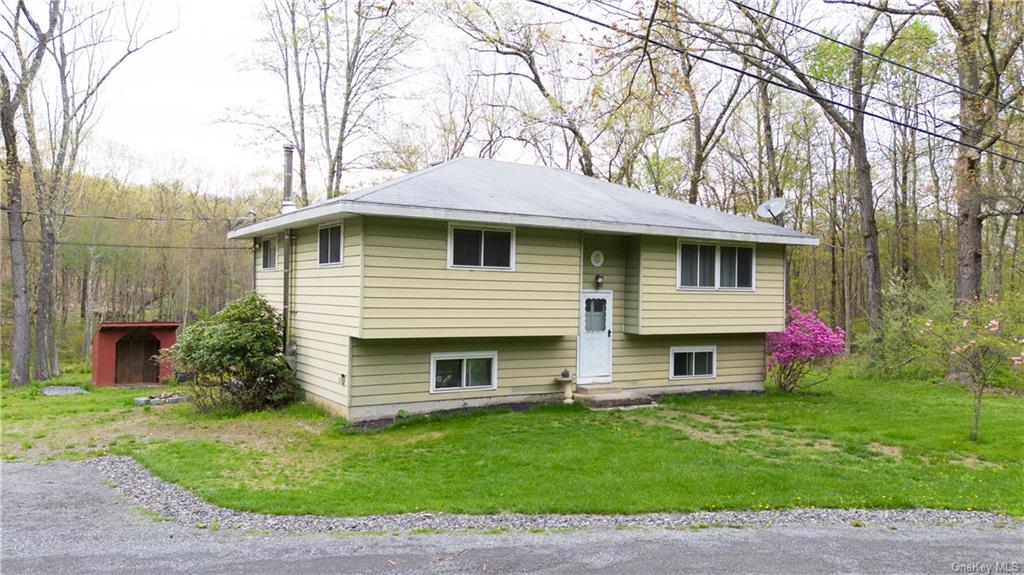 Property for Sale at 89 Chrysler Pond Road, Copake, New York - Bedrooms: 3 
Bathrooms: 2 
Rooms: 11  - $425,000
