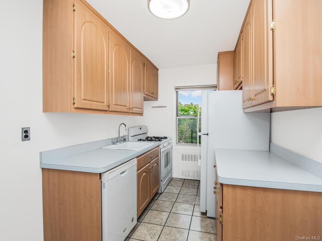 415 Gramatan Avenue #6A, Mount Vernon, New York image 7