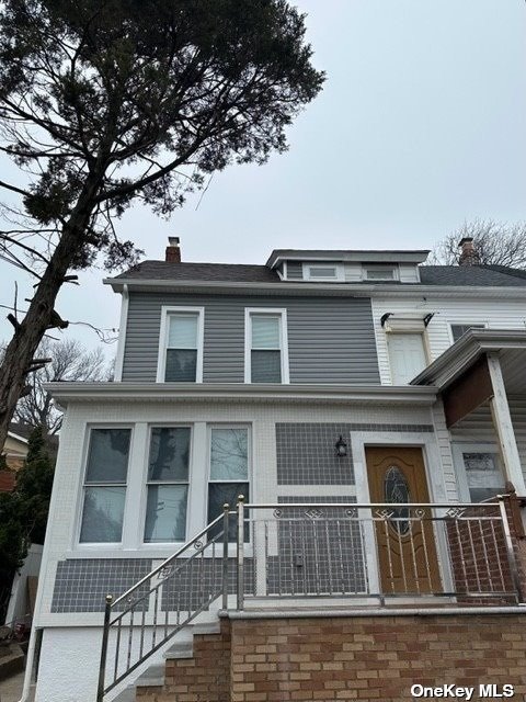 Property for Sale at 19863 Foothill Avenue, Jamaica, Queens, NY - Bedrooms: 3 
Bathrooms: 3.5 
Rooms: 9  - $1,100,000