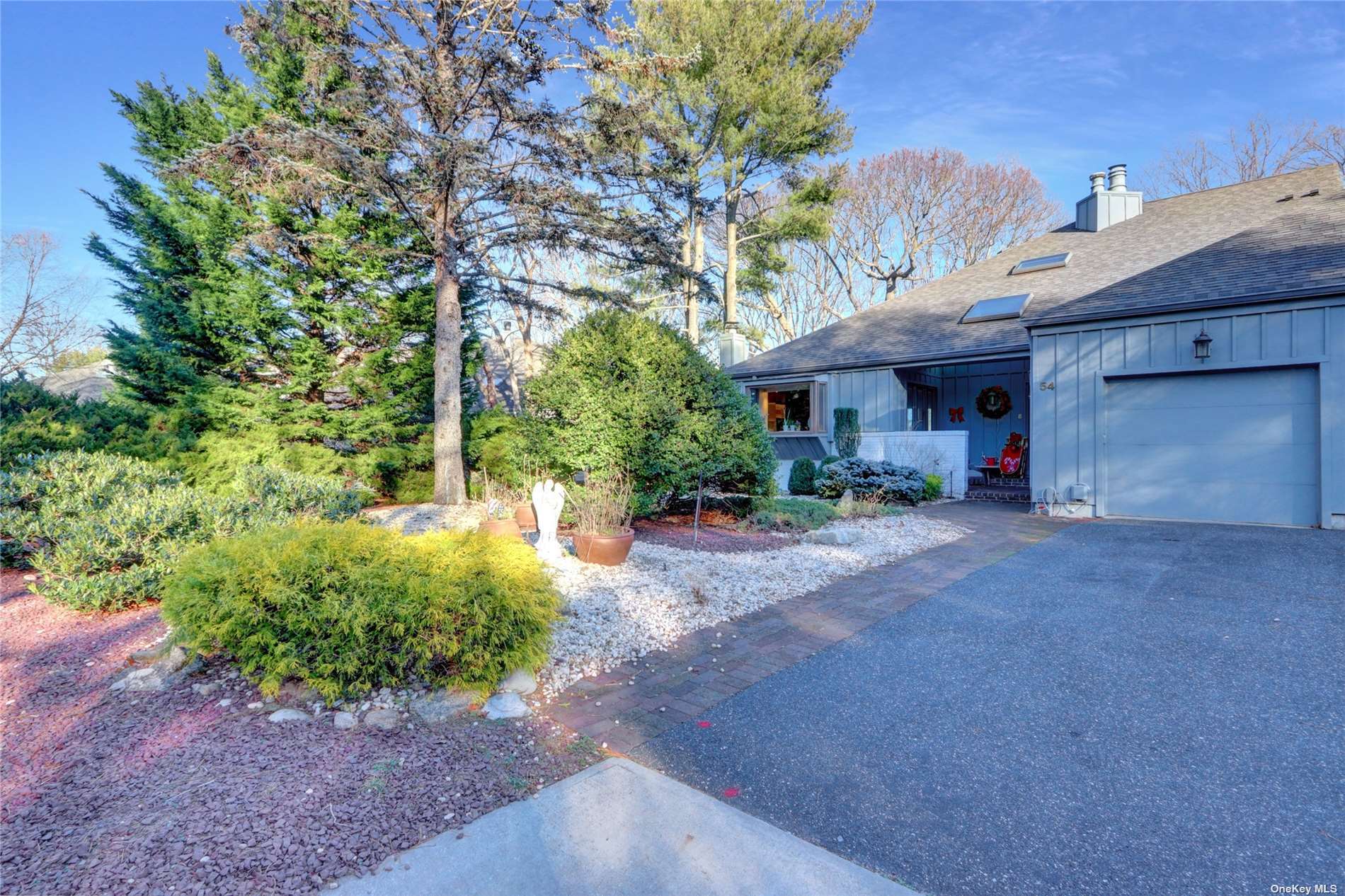 Property for Sale at 54 Rockledge Path 54, Port Jefferson, Hamptons, NY - Bedrooms: 3 
Bathrooms: 3  - $919,000
