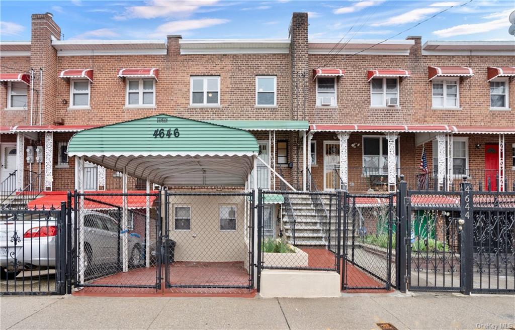 Property for Sale at 4646 Carpenter Avenue, Bronx, New York - Bedrooms: 3 
Bathrooms: 2 
Rooms: 6  - $575,000