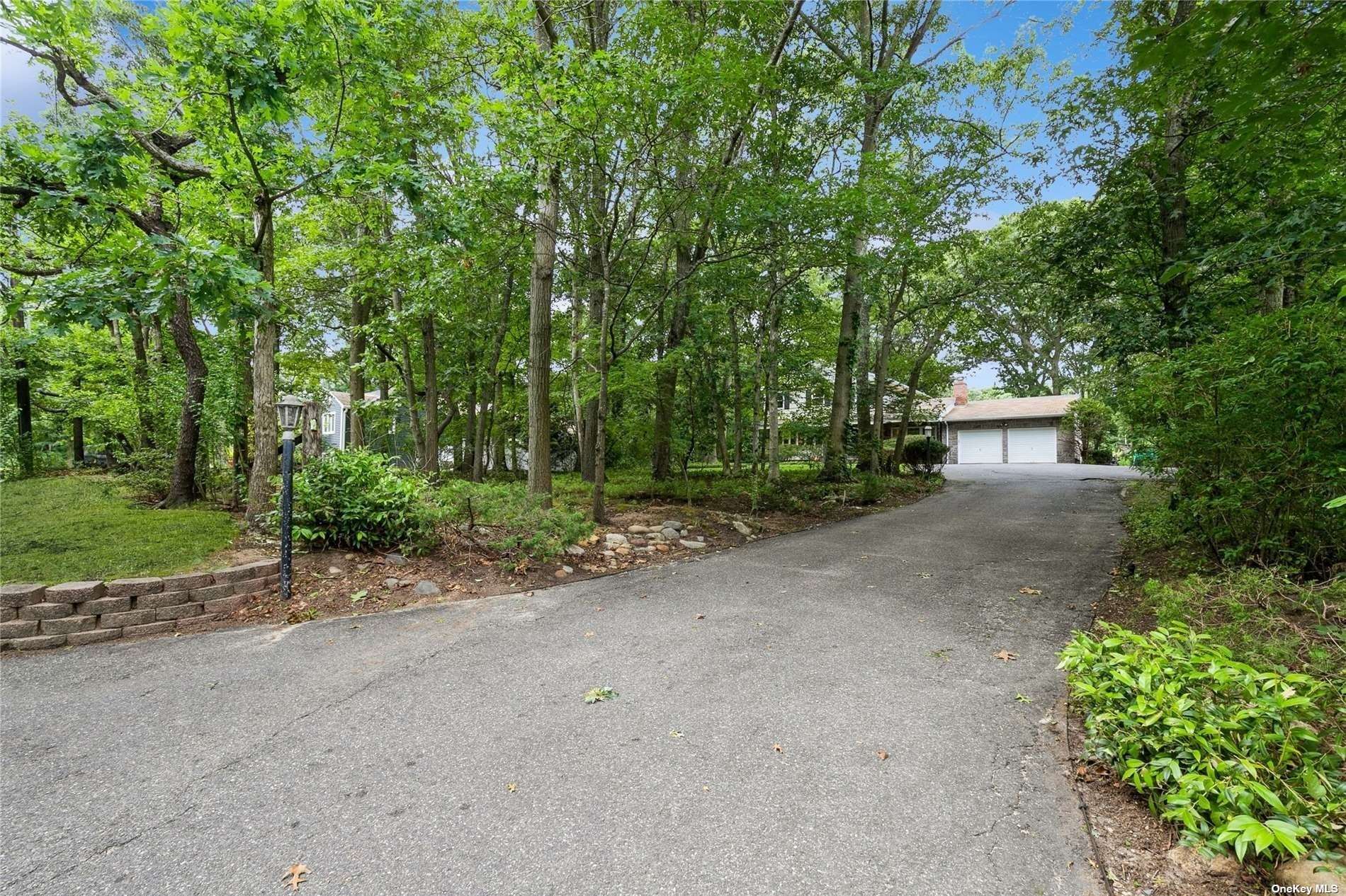 178 Old Willets Path, Smithtown, New York image 3