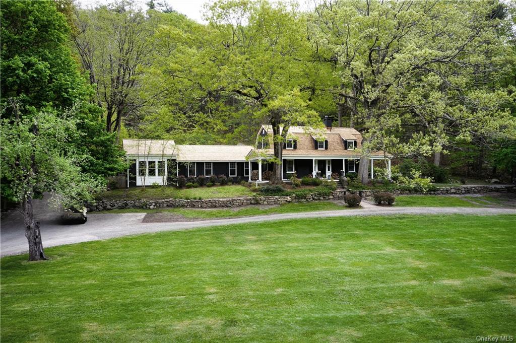 Property for Sale at E Lake Road, Tuxedo Park, New York - Bedrooms: 3 
Bathrooms: 3 
Rooms: 12  - $2,250,000