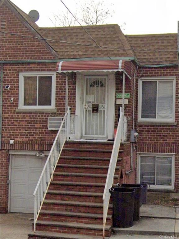 1617 Tenbroeck Avenue, Bronx, New York - 3 Bedrooms  
2 Bathrooms - 