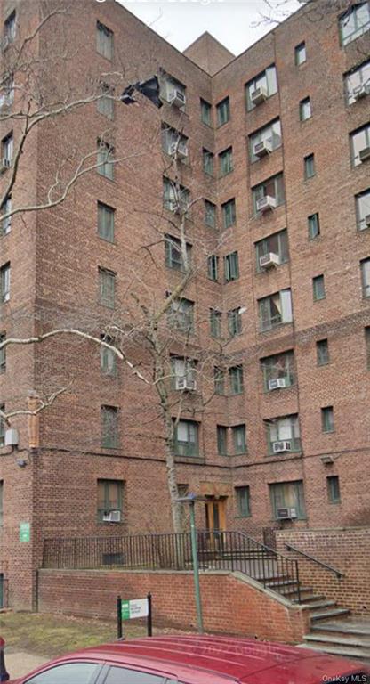 Property for Sale at 2053 Mcgraw Avenue 7D, Bronx, New York - Bedrooms: 1 
Bathrooms: 1 
Rooms: 3  - $209,000