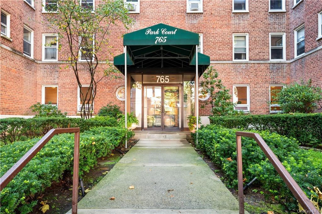 765 Bronx River Road #6D, Bronxville, New York image 1