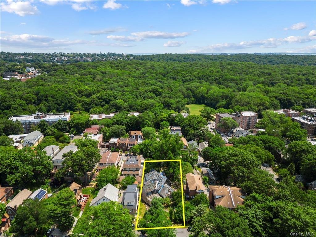 Photo 4 of 4 of 6031 Huxley Avenue land