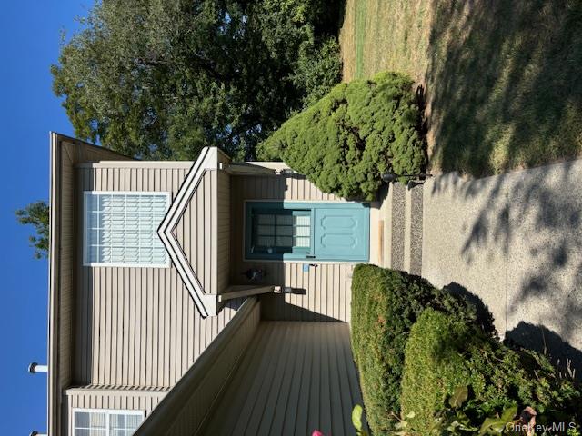 223 Crestwood Court, Fishkill, New York image 1