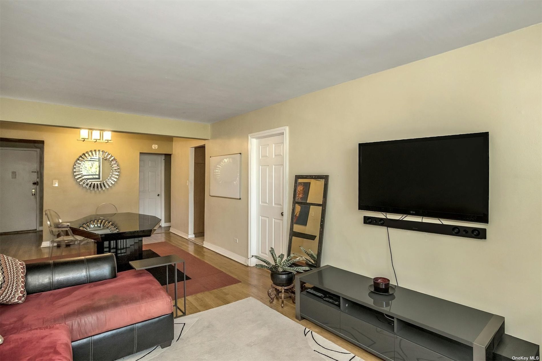 139-15 83 Avenue #433, Briarwood, New York image 3