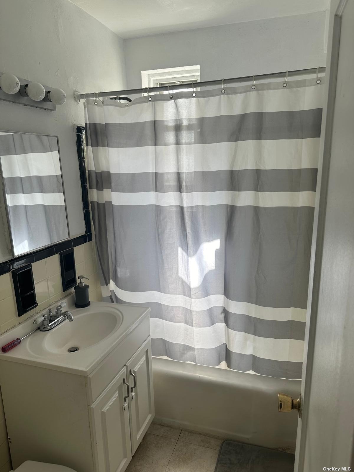 64-35 Yellowstone Boulevard #2A, Forest Hills, New York image 5