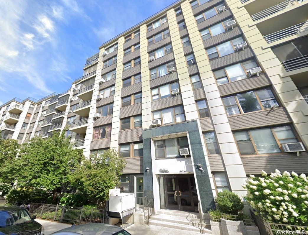 98-51 64 Avenue #4D, Rego Park, New York image 1