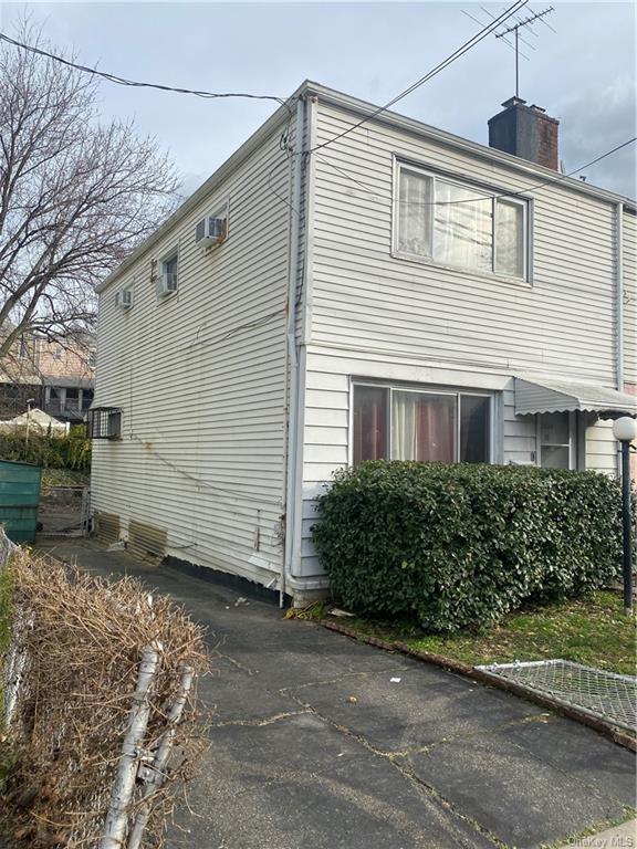 Property for Sale at 3028 Ely Avenue, Bronx, New York - Bedrooms: 3 
Bathrooms: 2 
Rooms: 7  - $525,000