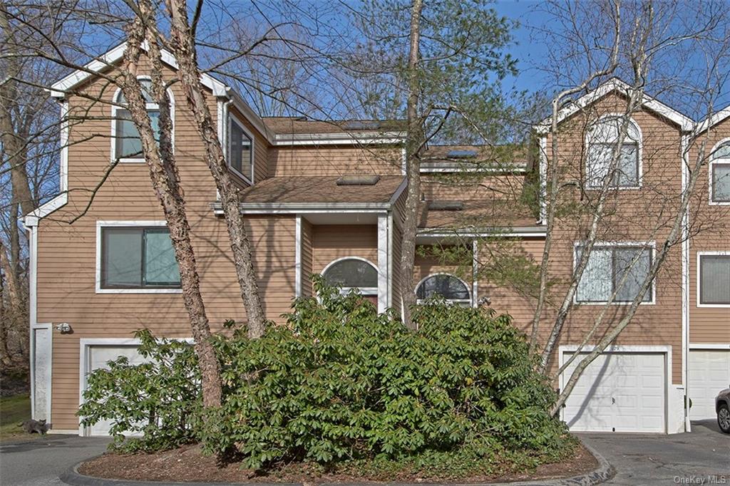 View Chappaqua, NY 10514 condo