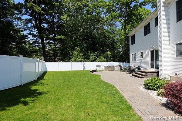 80 Rosevale Avenue, Ronkonkoma, New York image 22