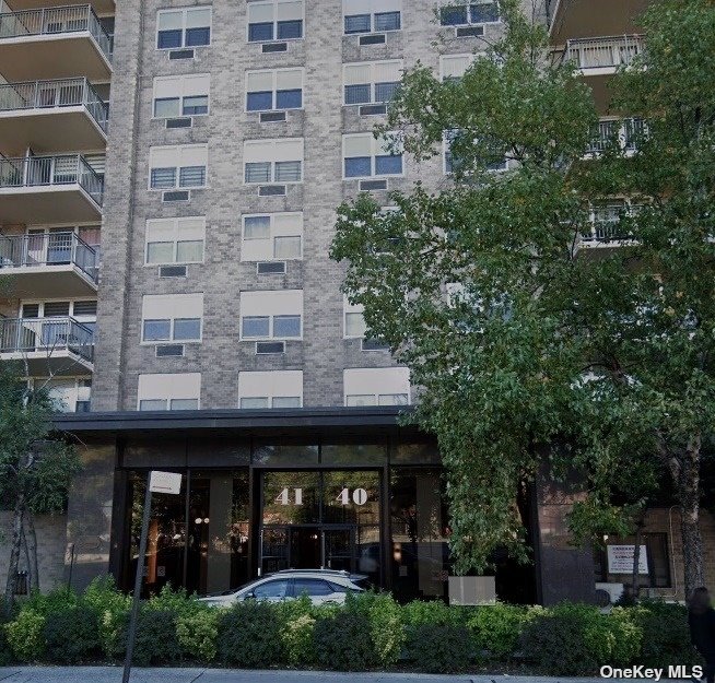 4140 Union Street 7F, Flushing, Queens, NY - 1 Bedrooms  
1 Bathrooms  
3 Rooms - 