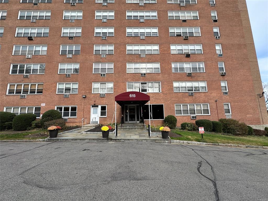 615 Palmer Road #102, Yonkers, New York image 2