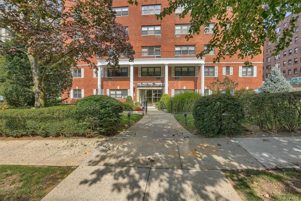 33 Barker Avenue #4F, White Plains, New York image 2