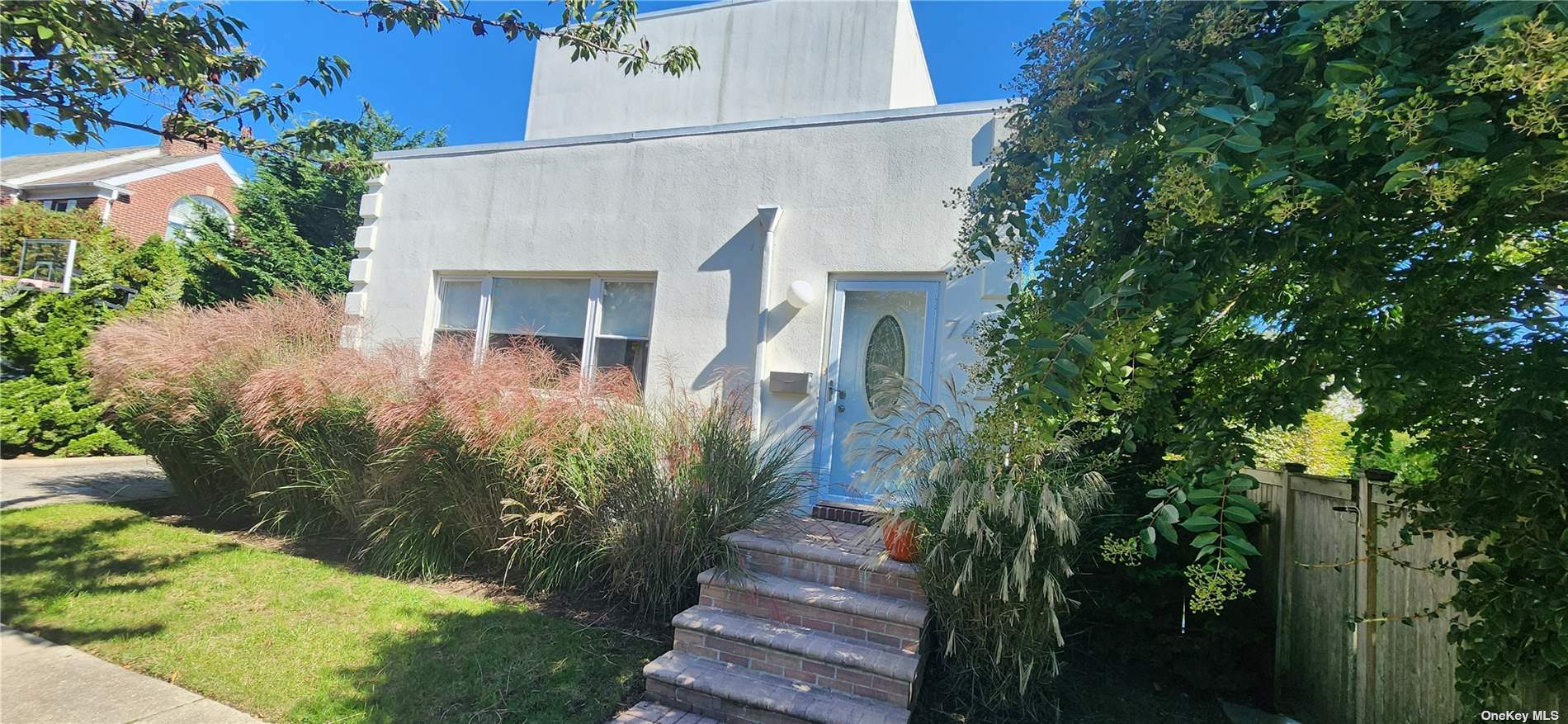 Atlantic Beach, New York 11509, United States, 4 Bedrooms Bedrooms, ,2 BathroomsBathrooms,Residential,Active,29383