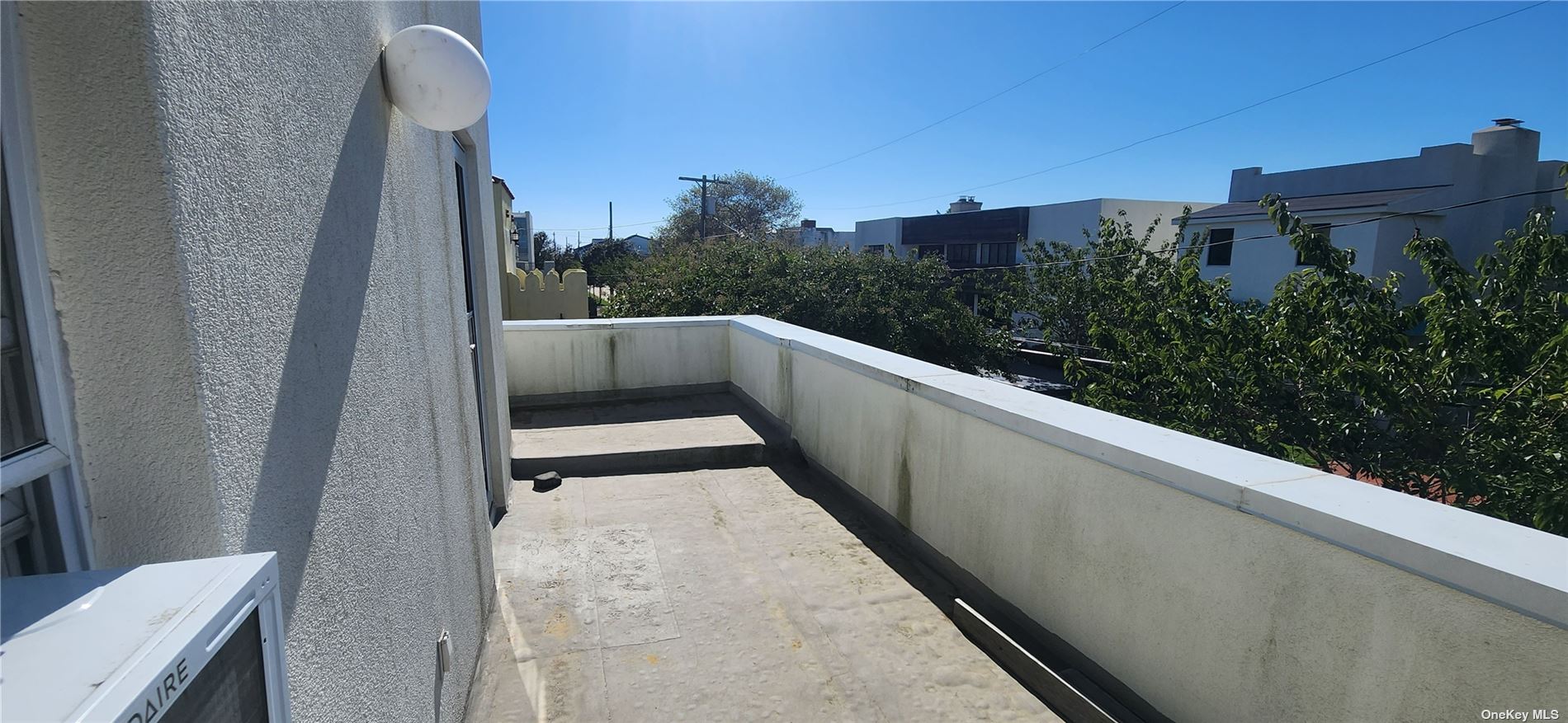 Atlantic Beach, New York 11509, United States, 4 Bedrooms Bedrooms, ,2 BathroomsBathrooms,Residential,Active,29383