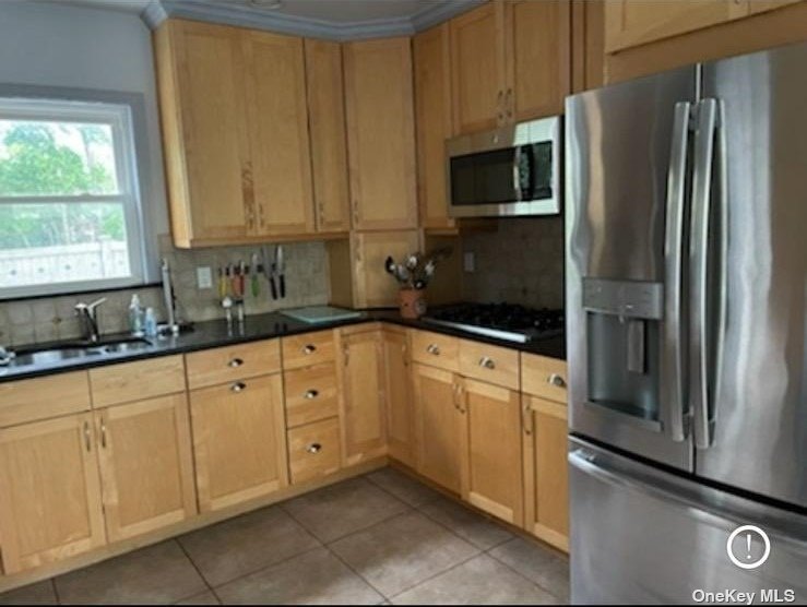 Atlantic Beach, New York 11509, United States, 4 Bedrooms Bedrooms, ,2 BathroomsBathrooms,Residential,Active,29383