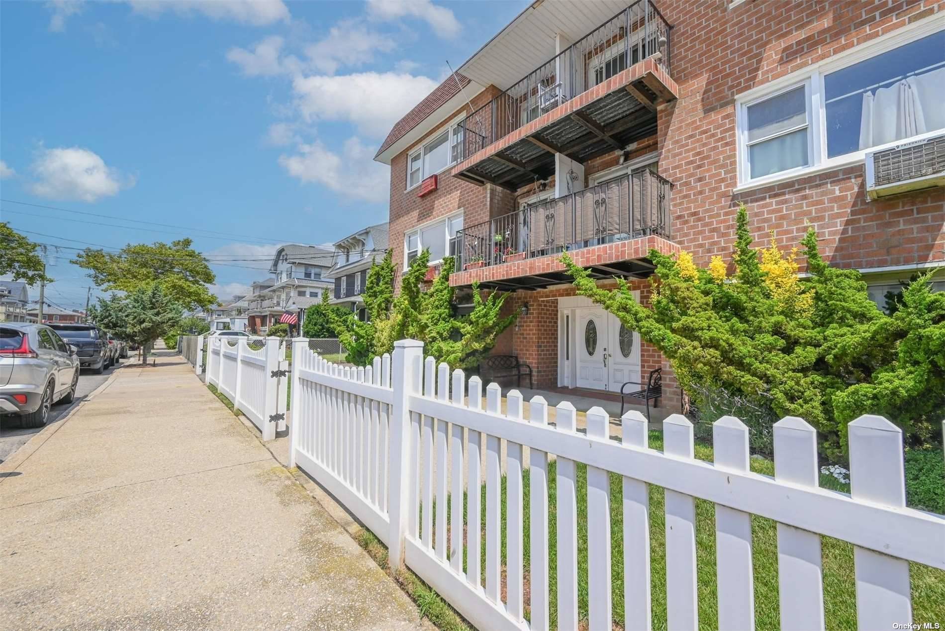 150 Beach 123rd Street #3R, Rockaway Park, New York image 25