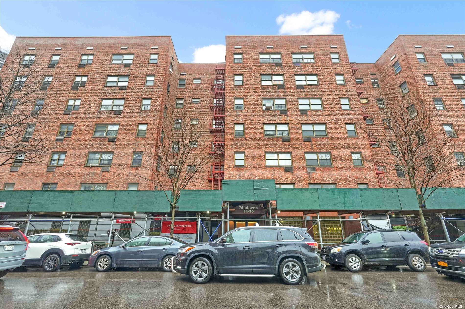 9430 58th Avenue 2B, Elmhurst, Queens, NY - 2 Bedrooms  
1 Bathrooms  
5 Rooms - 