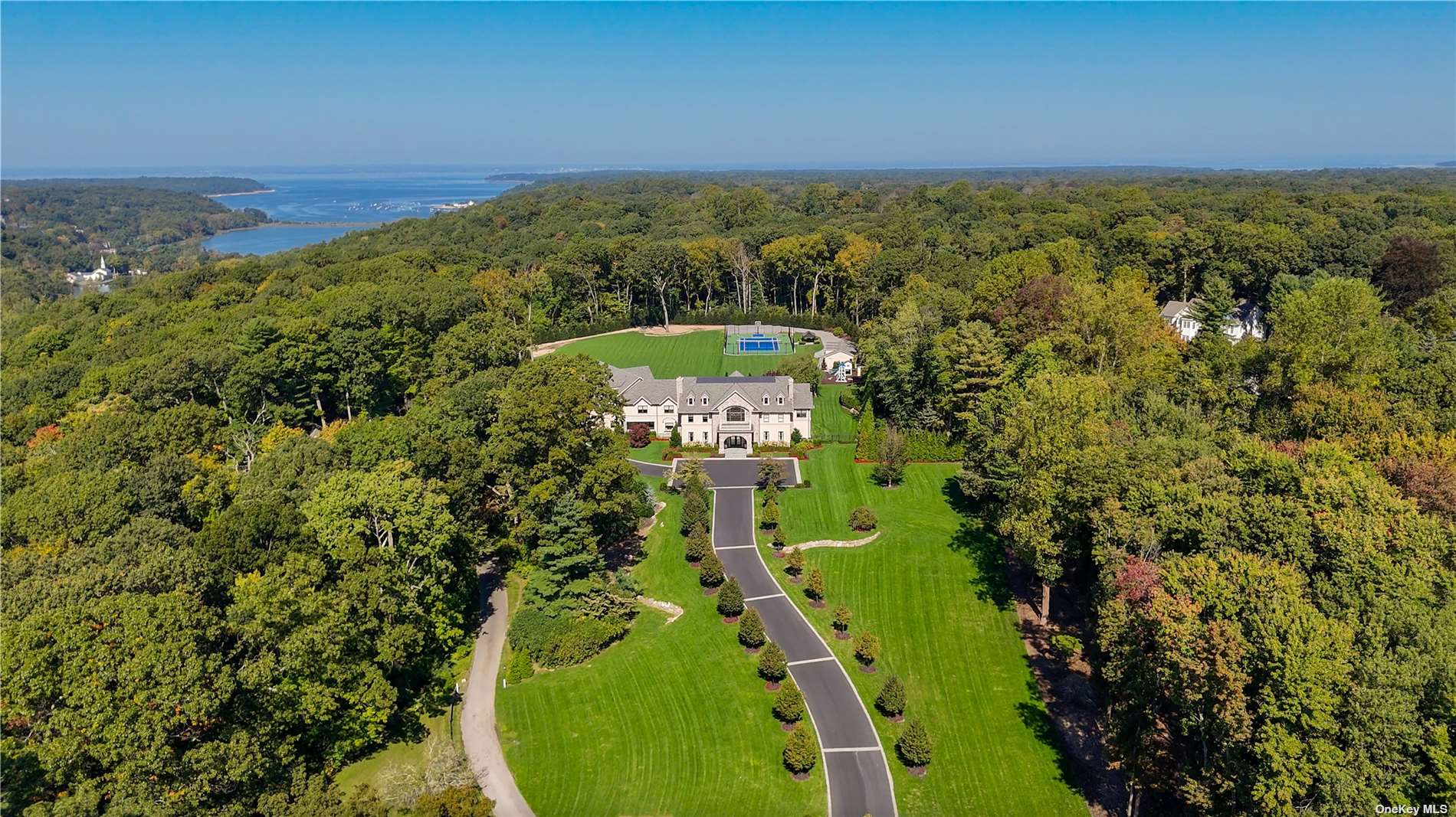 View Cold Spring Harbor, NY 11724 house